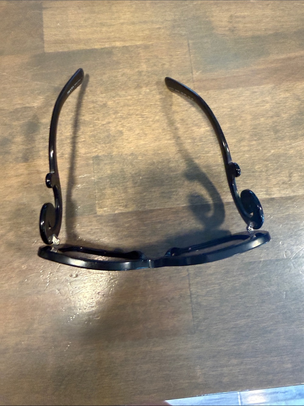 Prada Oversized Black Women’s Sunglasses - Classic Chic - Picture 5 of 7
